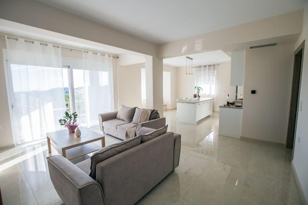 Over The Horizon 3 Bedroom Apartment Нафплион Екстериор снимка