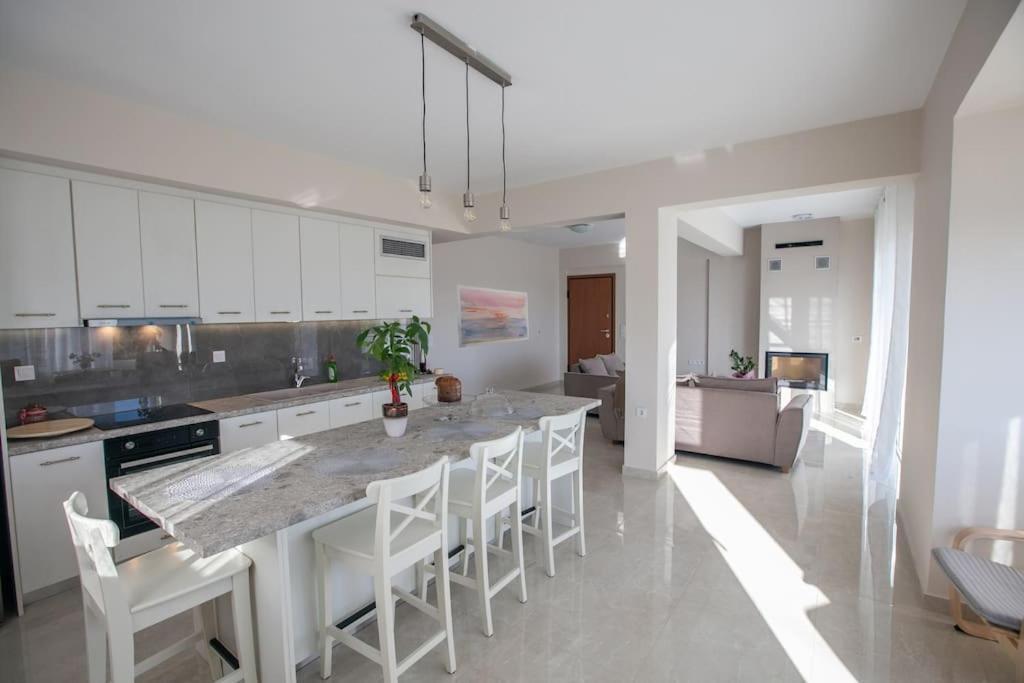 Over The Horizon 3 Bedroom Apartment Нафплион Екстериор снимка